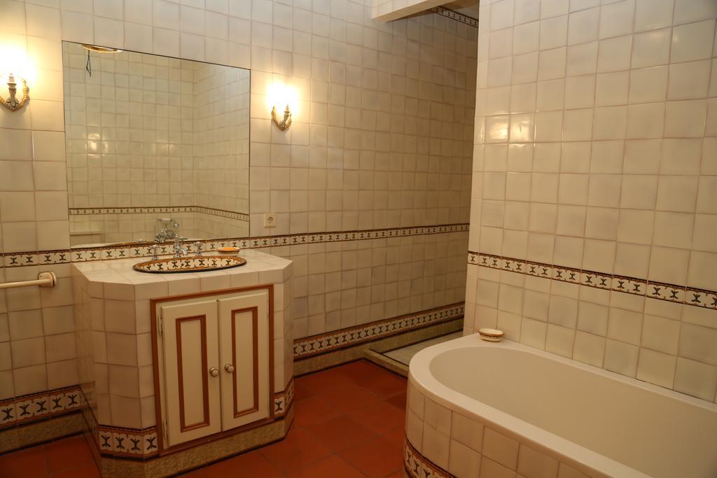 Quinta Dos Castanheiros Bed And Breakfast Ponte de Lima Δωμάτιο φωτογραφία