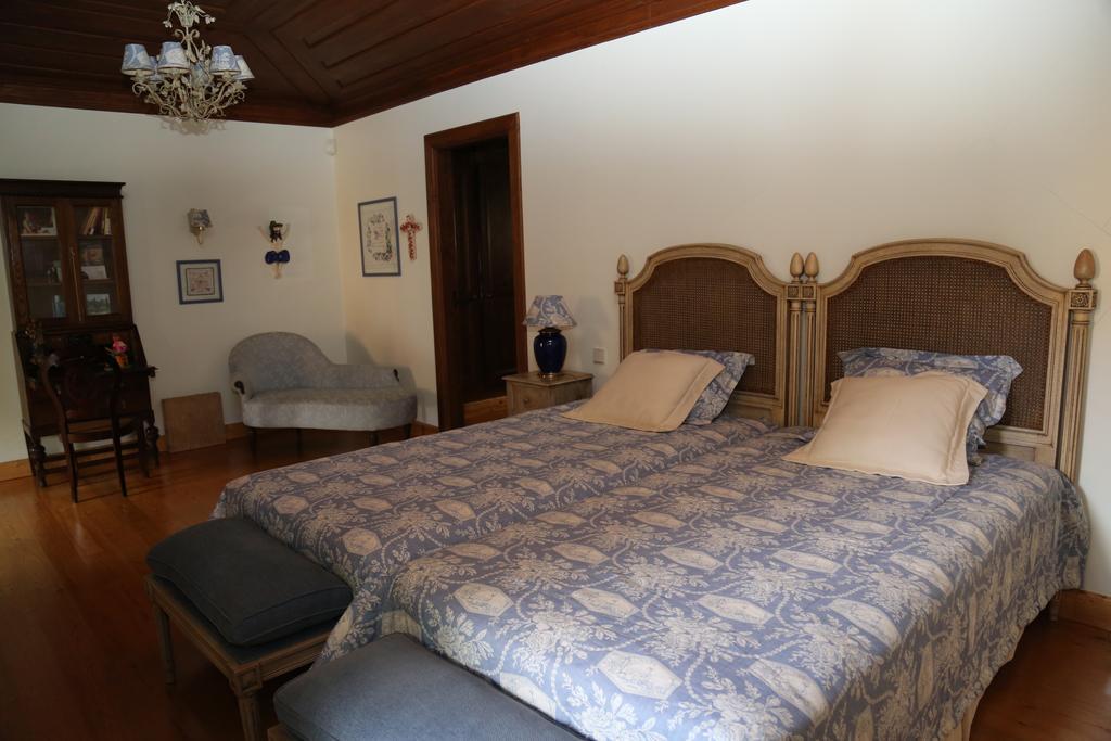 Quinta Dos Castanheiros Bed And Breakfast Ponte de Lima Δωμάτιο φωτογραφία